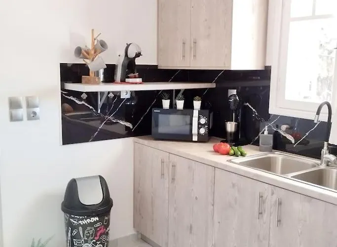 Achivadolimni Seaview * Provatas