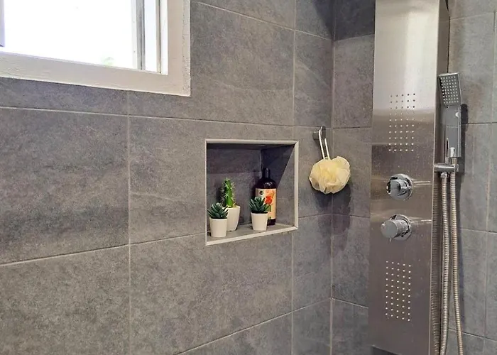 Achivadolimni Seaview * Provatas