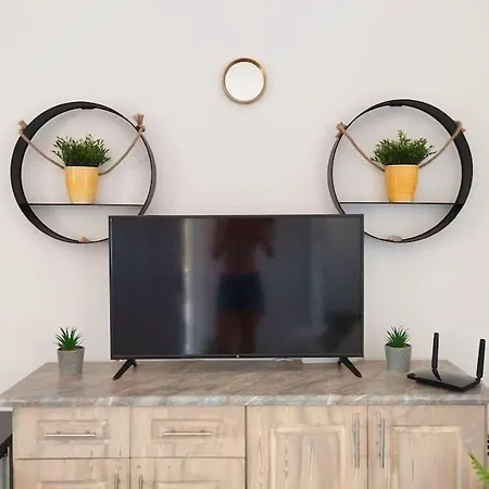 Achivadolimni Seaview