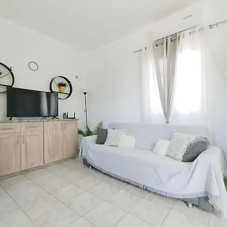 Achivadolimni Seaview