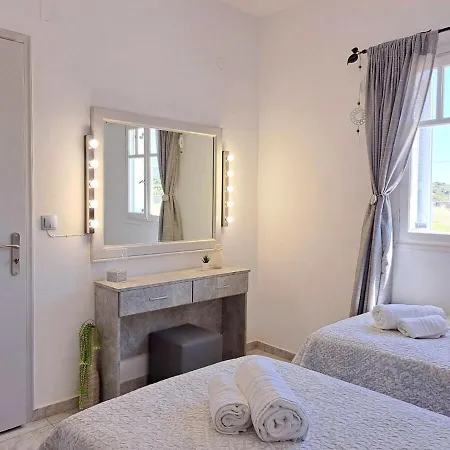 Achivadolimni Seaview 度假居 *